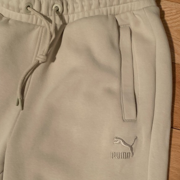 Puma joggers - Picture 2 of 3